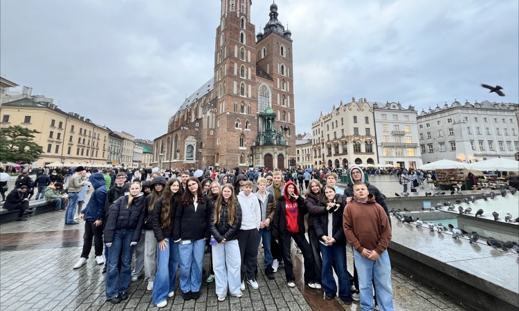 Młodzież naszej parafii zdobywa Kraków 